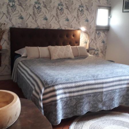 Logis Louisblanc, Muraille Romaine, Lit Queen-Size, Centre Ville Le Mans Zewnętrze zdjęcie