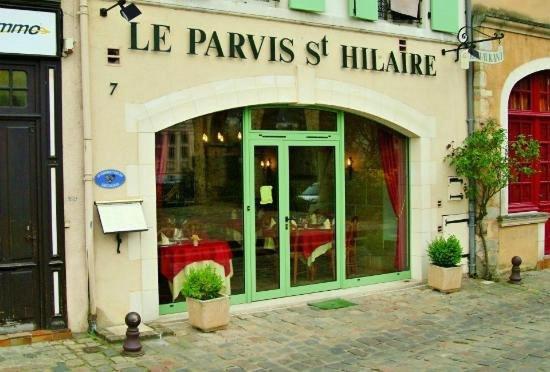 Logis Louisblanc, Muraille Romaine, Lit Queen-Size, Centre Ville Le Mans Zewnętrze zdjęcie